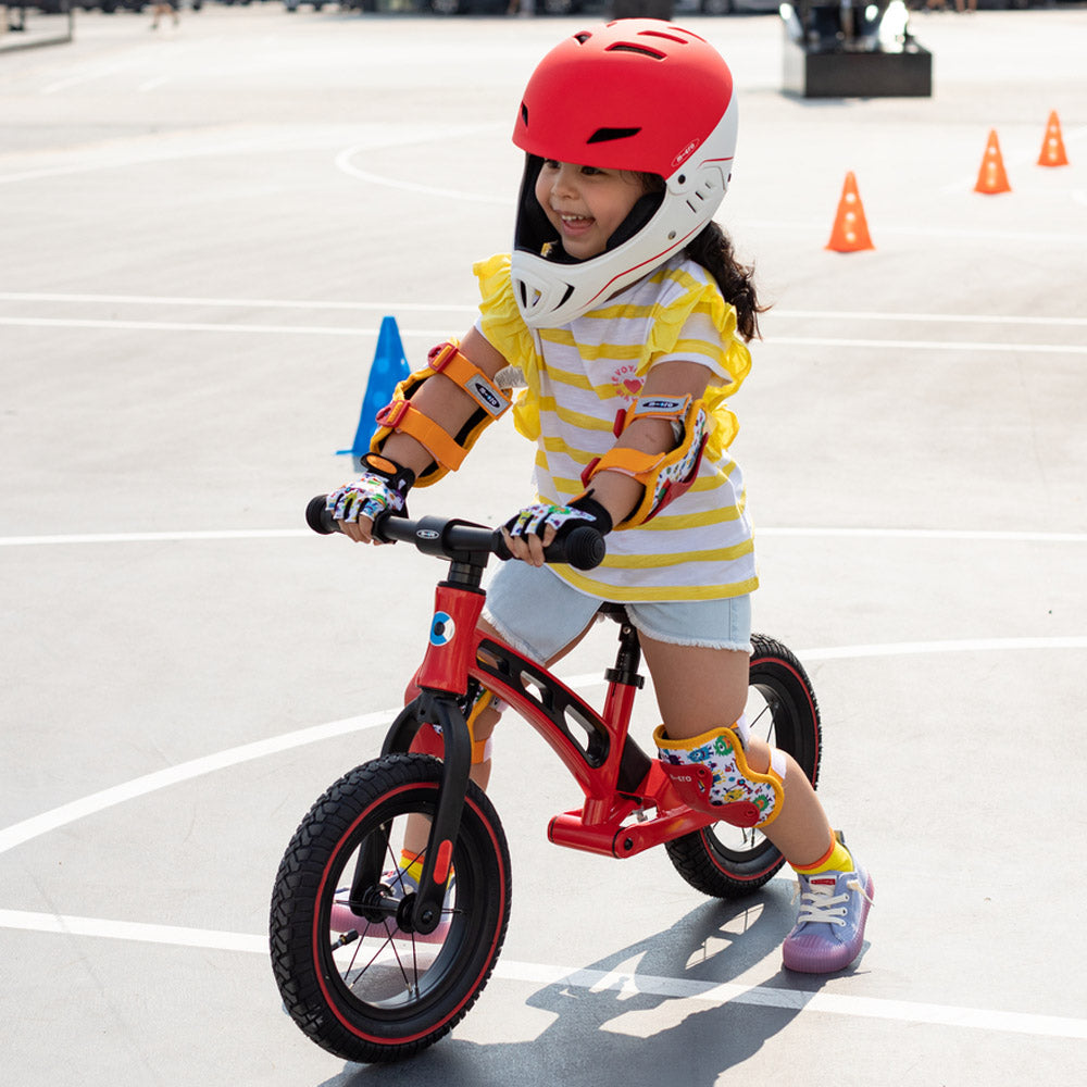 Micro - 護肘與護膝 S碼【立即預訂! 7個工作日後出貨】