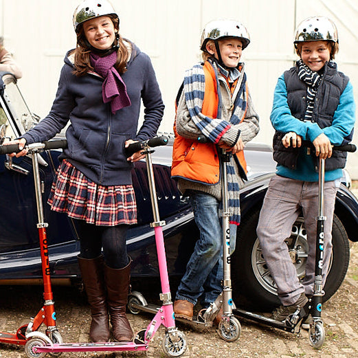 Micro - Sprite 基礎款滑板車(5-12歲)【立即預訂！7個工作天後出貨】