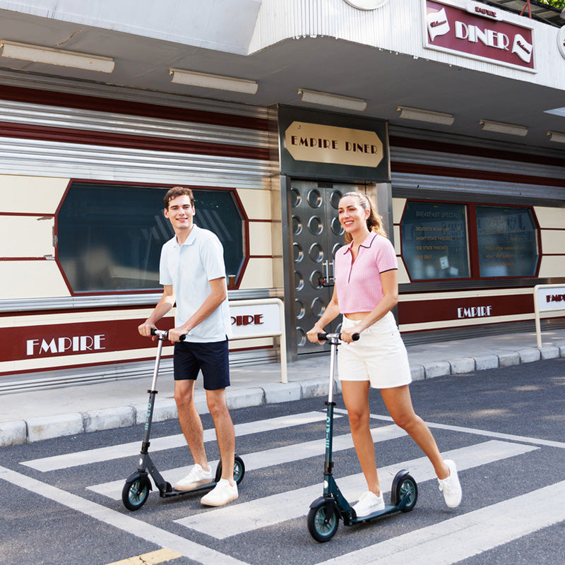 Micro Classic NanoGrid Tire Scooter (18 years+)